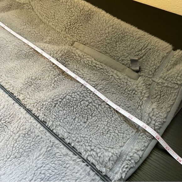 Patagonia Women’s Purple Retro X Vest XL - Picture 10 of 10